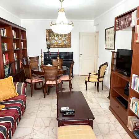 Miguel Torga Tita アパート ファロ