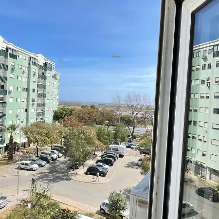 Miguel Torga Tita アパート