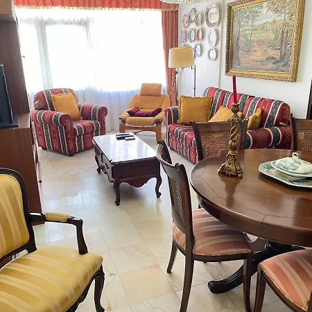 Miguel Torga Tita アパート ファロ